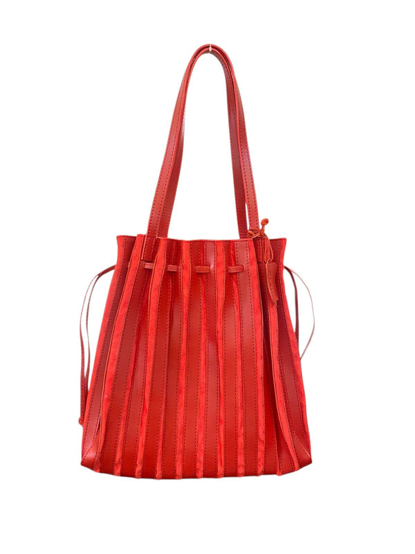 Medium Pleats Red