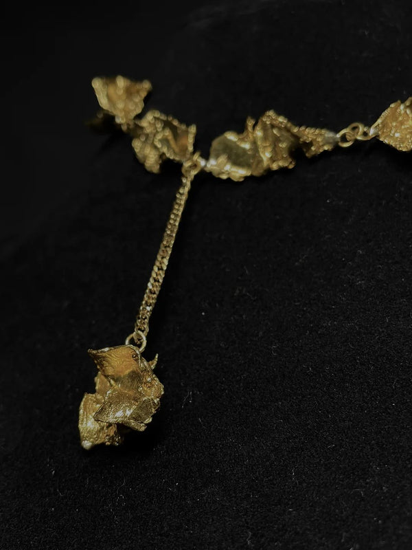 Keping Gugur Necklace Gold