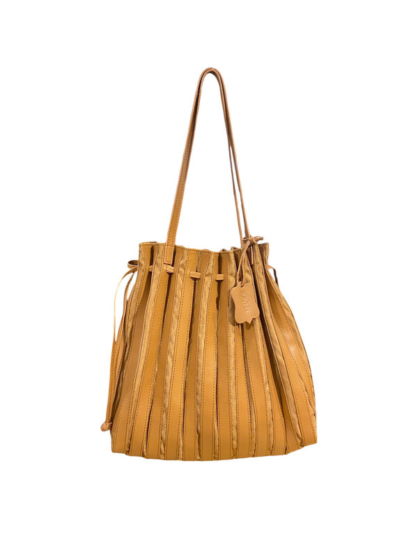 Medium Pleats Brown