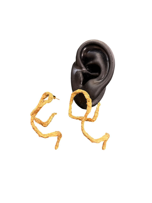 Belenggu Earrings Gold
