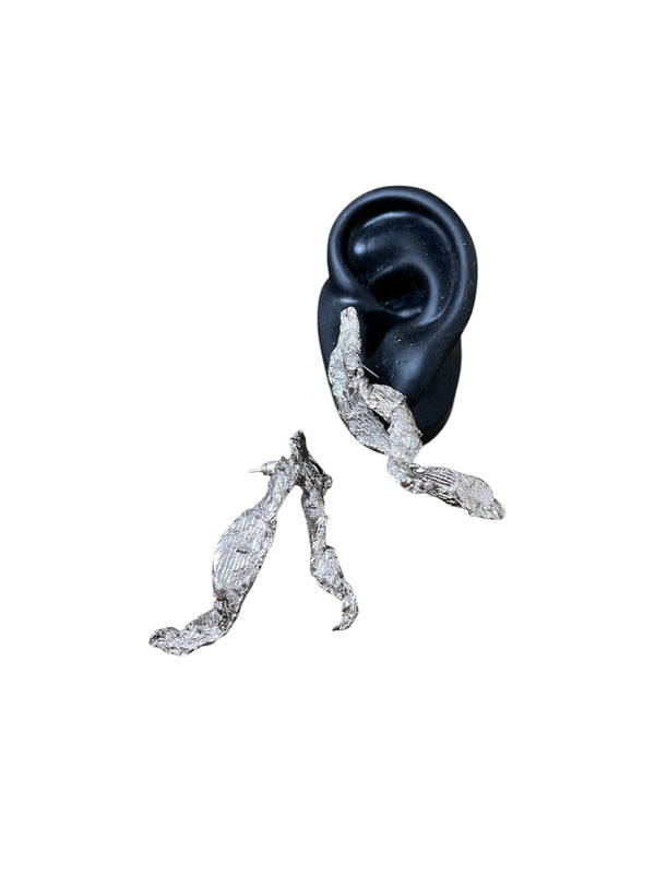 Belenggu 02 Earrings Silver
