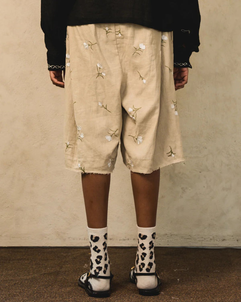 Daria Embroidery Bermuda Pants Creme