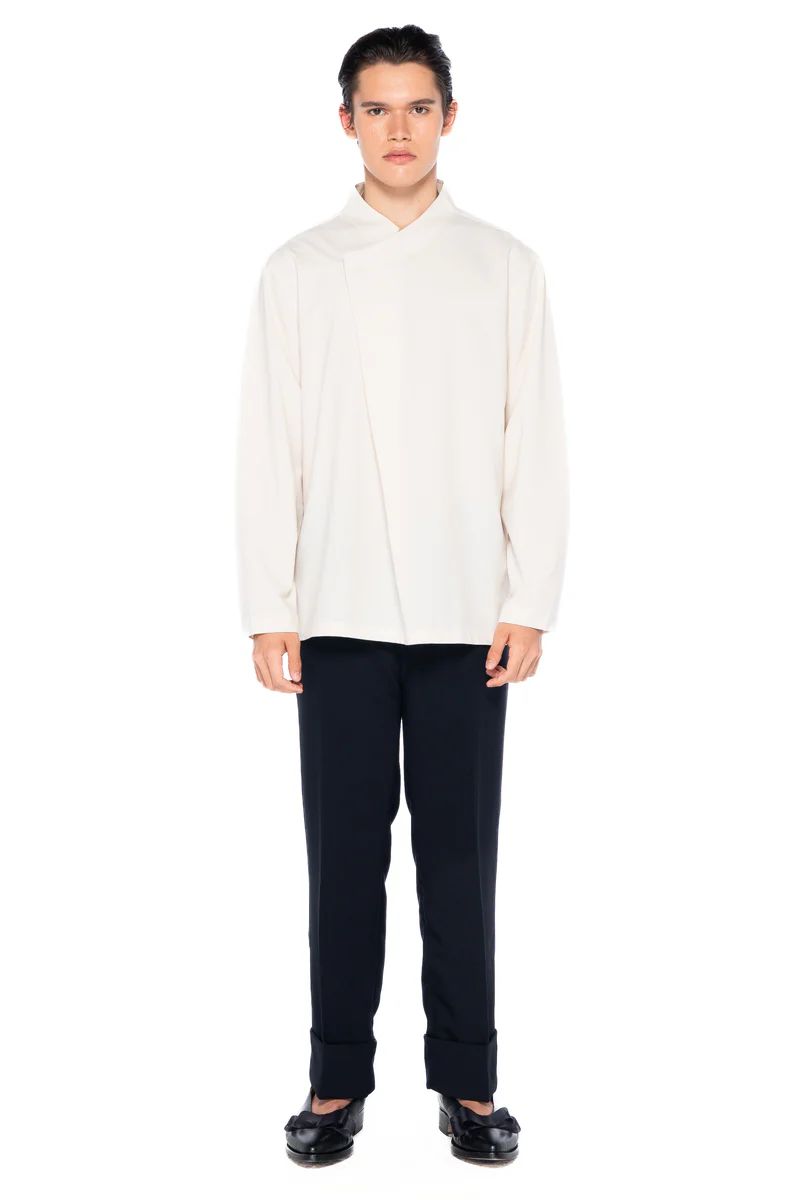 JR157 Ivory Half Pleats Opening Collarless Longsleeves