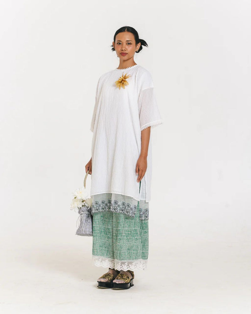 Alberina Kaftan White