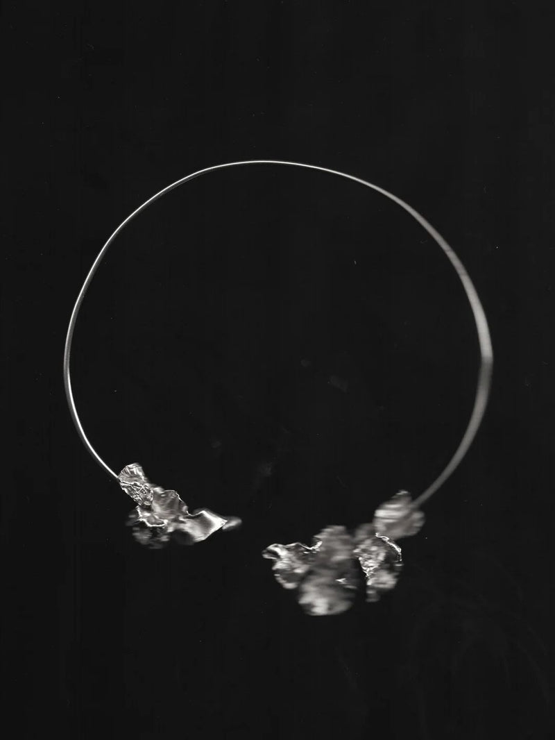 Merekah Chocker Silver