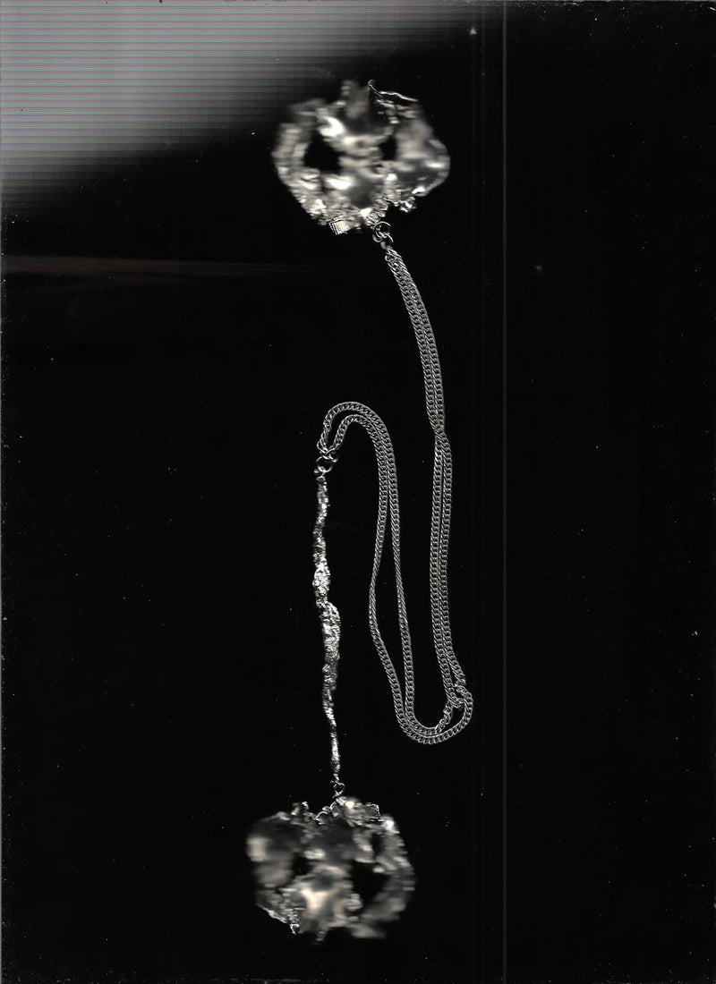 Paras Sukma Long Brooch Silver