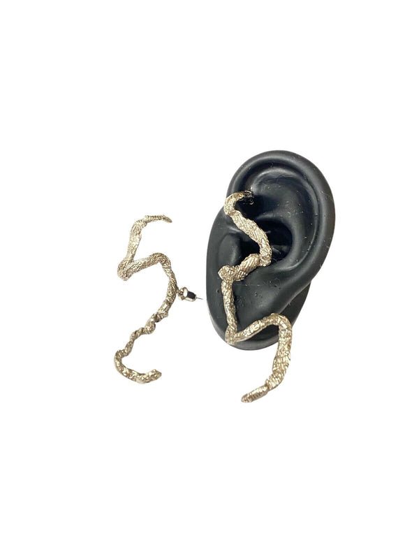 Belenggu 03 Earrings Silver